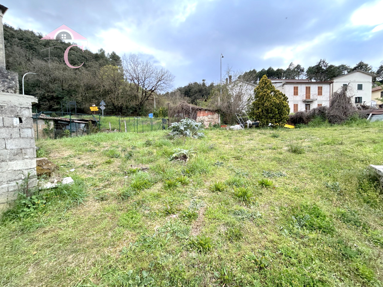 narni scalo magazzino con 300mq di giardino   5.jpg